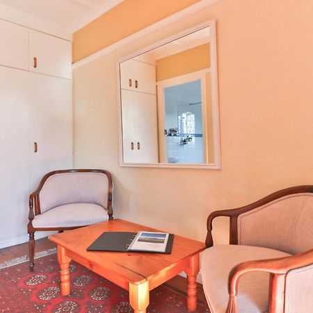 Knightsbury Guest House Kaapstad Buitenkant foto