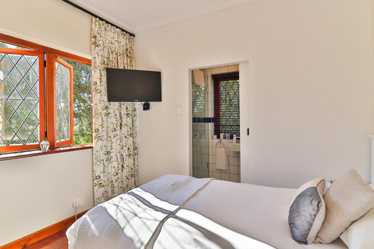 Knightsbury Guest House Kaapstad Buitenkant foto