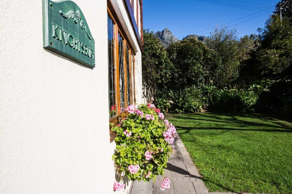 Knightsbury Guest House Kaapstad Buitenkant foto